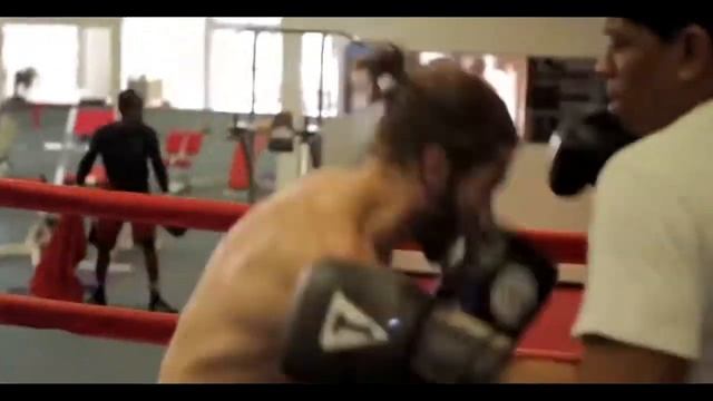 ДЖЕЙК ДЖИЛЛЕНХОЛ ТРЕНИРОВКИ /JAKE GYLLENHAAL WORKOUT смотреть онлайн