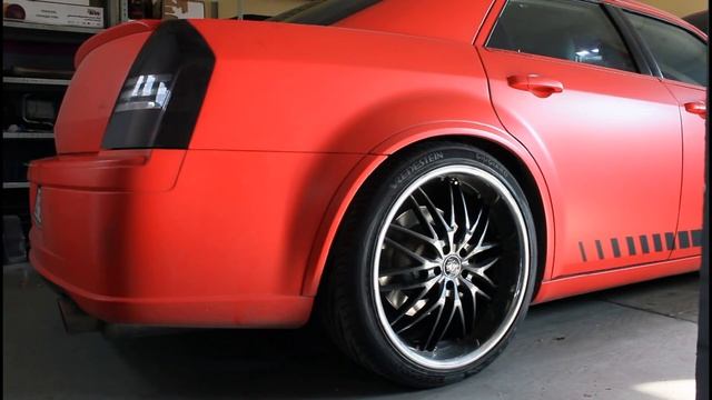 O.CT Tuning - Chrysler 300C SRT8 6.1 HEMI + kompresszor- CUT OUT szelep 622 Le смотреть онлайн