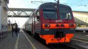 Прибытие на станцию Вязники пригородного поезда ЭД9М-0110 "Гороховец-Владимир"