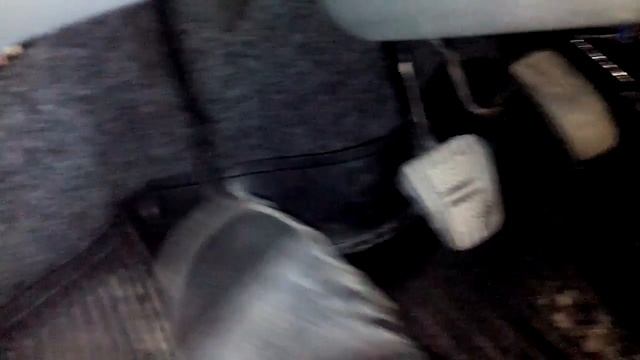 Скрип педали сцепления до смазки смотреть онлайн