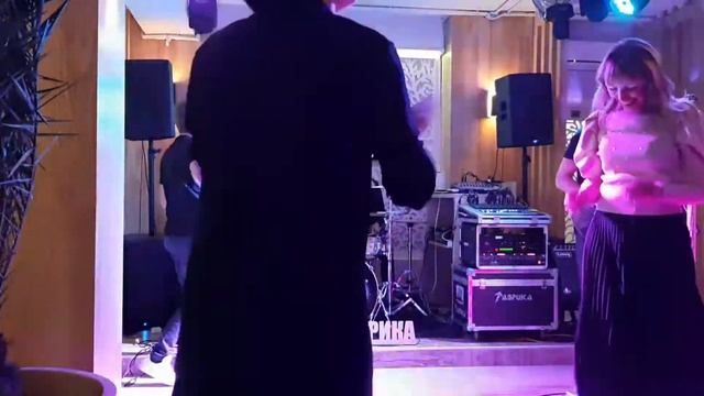 ДАВАЙТЕ СОЗДАВАТЬ ХОРОШЕЕ НАСТРОЕНИЕ! КАВЕР-ГРУППА НА ПРАЗДНИК. ГРУППА TAVRIKA смотреть онлайн