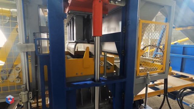 Запуск вибропресса Рифей-Буран-2А-750-СДА с подъемником, в Чеченской республике смотреть онлайн