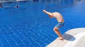 как правильно нырять :)))