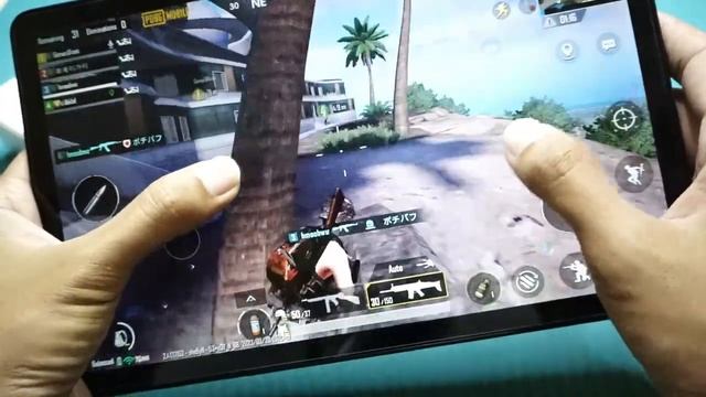 PUBG Mobile in Huawei MatePad SE 10.4 (Hand Cam)