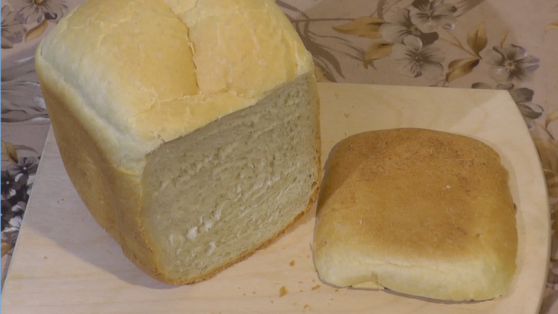 Рецепт хлеба на 900 грамм. Усилить аромат хлеба. Вкус и запах хлеба. Как печь хлеб в хлебопечке видео. Улучшение вкуса и аромата хлеба.
