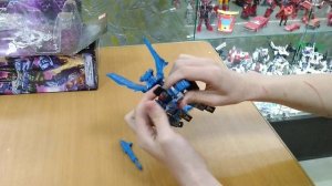 Обзор трансформера Thundercracker - Siege WfC - Voyager Class - Hasbro. Музей Р-ТФ.