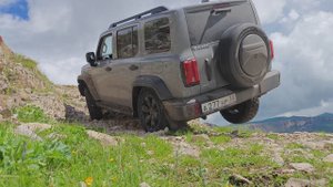 ТАНК 300 / TANK 300. Ступенька перед Бермамытом.