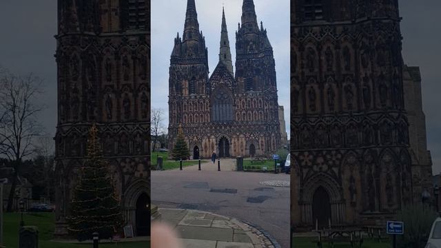 Hello Lichfield ? #lichfield #lichfieldcathedral #uklandmarks #architecture #beautifulbuildings