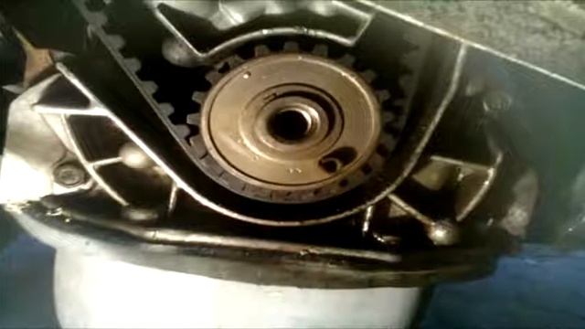 ВАЗ 2108 ЗАМЕНА ПЕРЕДНЕГО САЛЬНИКА КОЛЕНВАЛА Ремонт своими руками смотреть онлайн