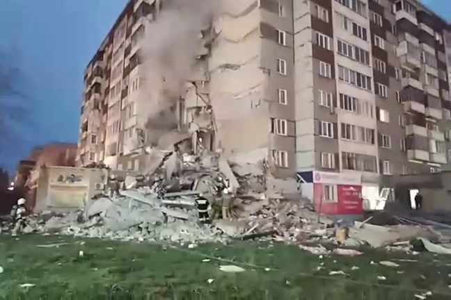 Обрушение дома на Удмуртской