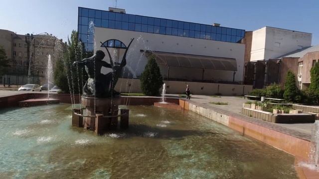 Ростов-на-Дону. Ворошиловский. Пушкинская. Большая Садовая. Поездка на велосипеде. смотреть онлайн