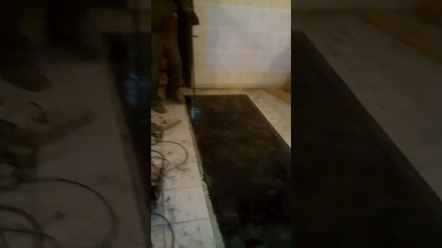 трёх секционный самоподъёмный люк в подвал п.Весений смотреть онлайн