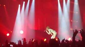 Mylene Farmer - L'Amour N'est Rien (Timeless 2013 SPb)