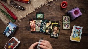 Есть ли у него другая? Есть у вас соперница? таро онлайн