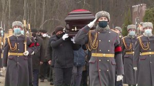 Разведчик Джордж Блейк похоронен с воинскими почестями на Троекуровском кладбище в Москве