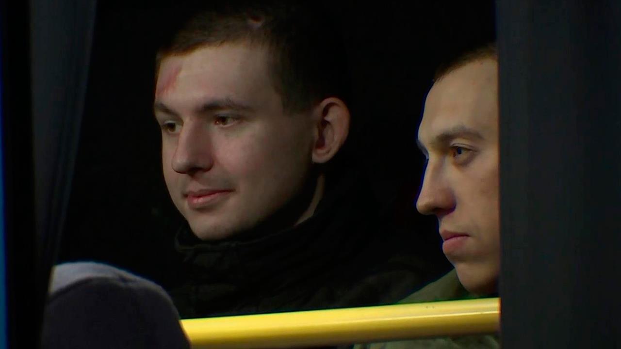 50 российских военных, освобожденных из украинского плена, прилетели в Москву