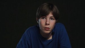 Фёдор Федосеев читает стихотворение Тициана Табидзе «Не я пишу стихи».