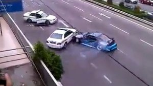 дрифт мастер уходит от погони