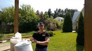 Почему КРОЛИКОВ лучше КОРМИТЬ КОМБИКОРМОМ а не зерном