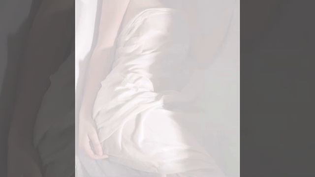 Уильям Шекспир. Сонет 54. Читает Аза Каракишиева. Композитор Эдгар Туниянц смотреть онлайн