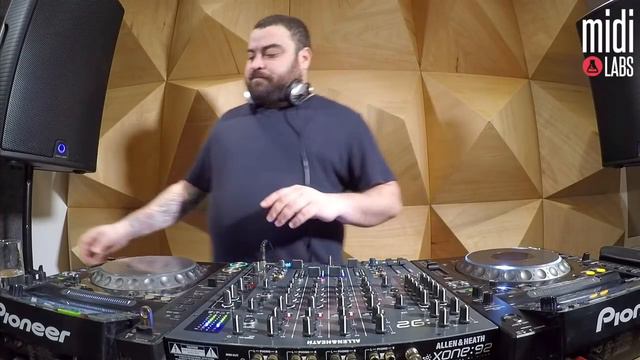 André Butano | DJ SET en Qmulus Sound смотреть онлайн