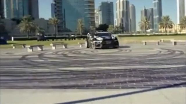 Покатушки в Дубае ( бешенное авто ) смотреть онлайн