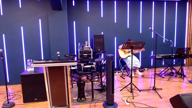 Служение Пробуждения с Яной Титовой и Русланом Белосевич смотреть онлайн