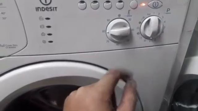 Стиральная машина Indesit WISL 82