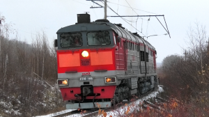 "Подмигнул" 2ТЭ116-1455 А/ 1429 А с грузовым поездом и приветливой бригадой