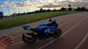 ОБЗОР Suzuki GSX-R 1000 L7 (2017). Спортбайк Motohunterz