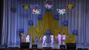 Хореографический коллектив "Огоньки" - танец "Доченька"