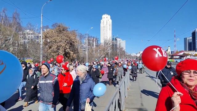 Праздник весны у всех верующих Пасха 2023 Екатеринбург 16 апреля смотреть онлайн