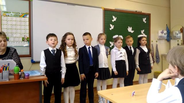 1в,поздравляем 11 классников смотреть онлайн