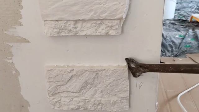 чем приклеить декоративный камень из гипса. эксперимент. смотреть онлайн