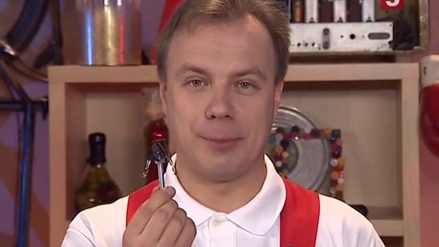 Приспособление для чистки посуды: лайфхак от "Утра на 5" смотреть онлайн