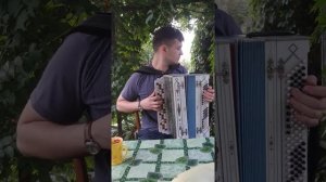Отжиг на даче, песня-шутка "Я деревенская" необычный аккомпанемент