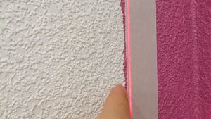 Идеальный стык краски на рефленых обоях