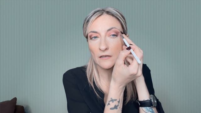 CHIACCHIERE, NOVITA' MAKE-UP E LA MATITA LABBRA PER LA VITA! 🤩🤩 смотреть онлайн