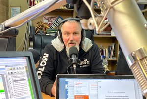 Красим двигатель "Харлея". «Байки про Байки» с Алексеичем.