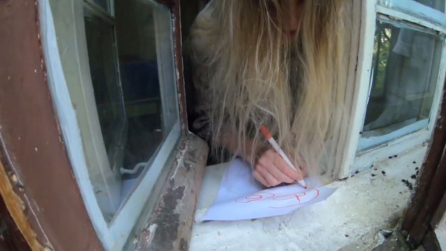 Психушка- ПОДАРИЛ подарки особо БУЙНОЙ ПАЦИЕНТКЕ