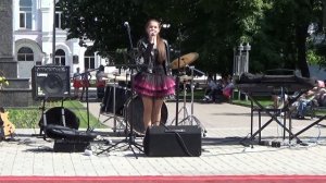 Простая песня (Жили-были мы на краю...) - Вероника Нарожиленко