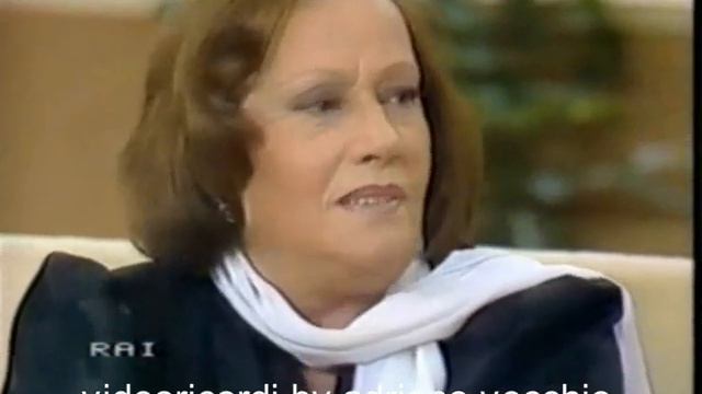 Raffaella Carrà  Pronto Raffaella? 1983/84 SPEZZONI UNDICESIMA Con Marisa Merlini