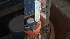 Подача вентилятором теплого воздуха на тепловой насос воздух-вода из грунтового теплообменника.