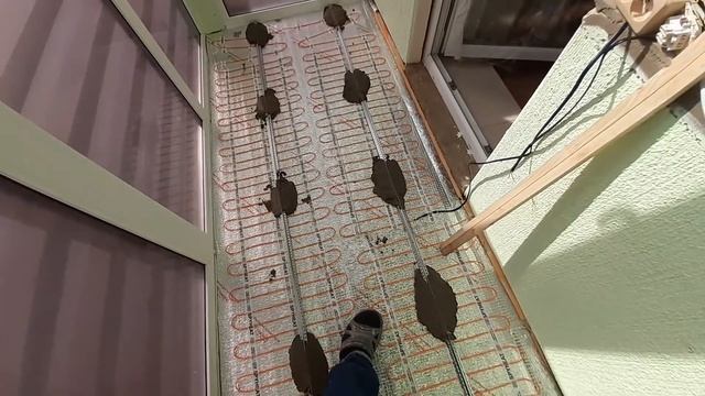 СТЯЖКА С ТЁПЛЫМ ПОЛОМ . БАЛКОН