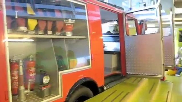 Рождественское путешествие по Австрии с Пеликаном смотреть онлайн