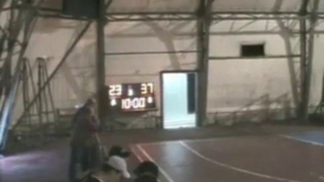 Sintesi Akery - Amici  66-56; 14/04/2007 смотреть онлайн