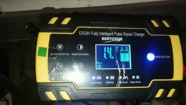 ZYX -J30 - Инверторное ЗУ для автомобильных аккумуляторов прямиком из Китая. смотреть онлайн