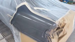 Ремонт машин BMW,  Шпаклевка. Грунтовка, жестянка и раздавка заднего крыла на BMW, Car repair