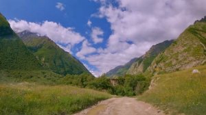 дорога до альплагеря "Безенги"