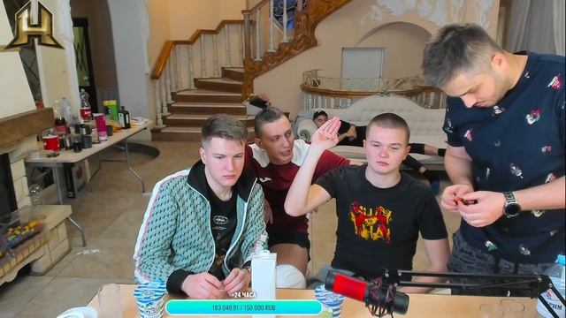 ЛЕГЕНДАРНАЯ СТРИМХАТА В МОСКВЕ 24 ЧАСА .....